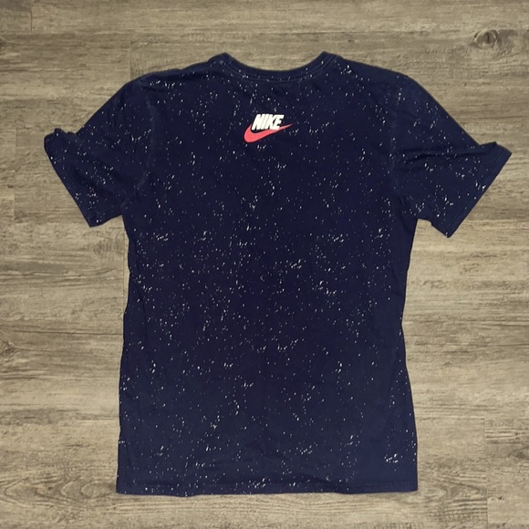 Vintage The Nike Tee Astronaut In Space T-Shirt - Picture 4 of 4
